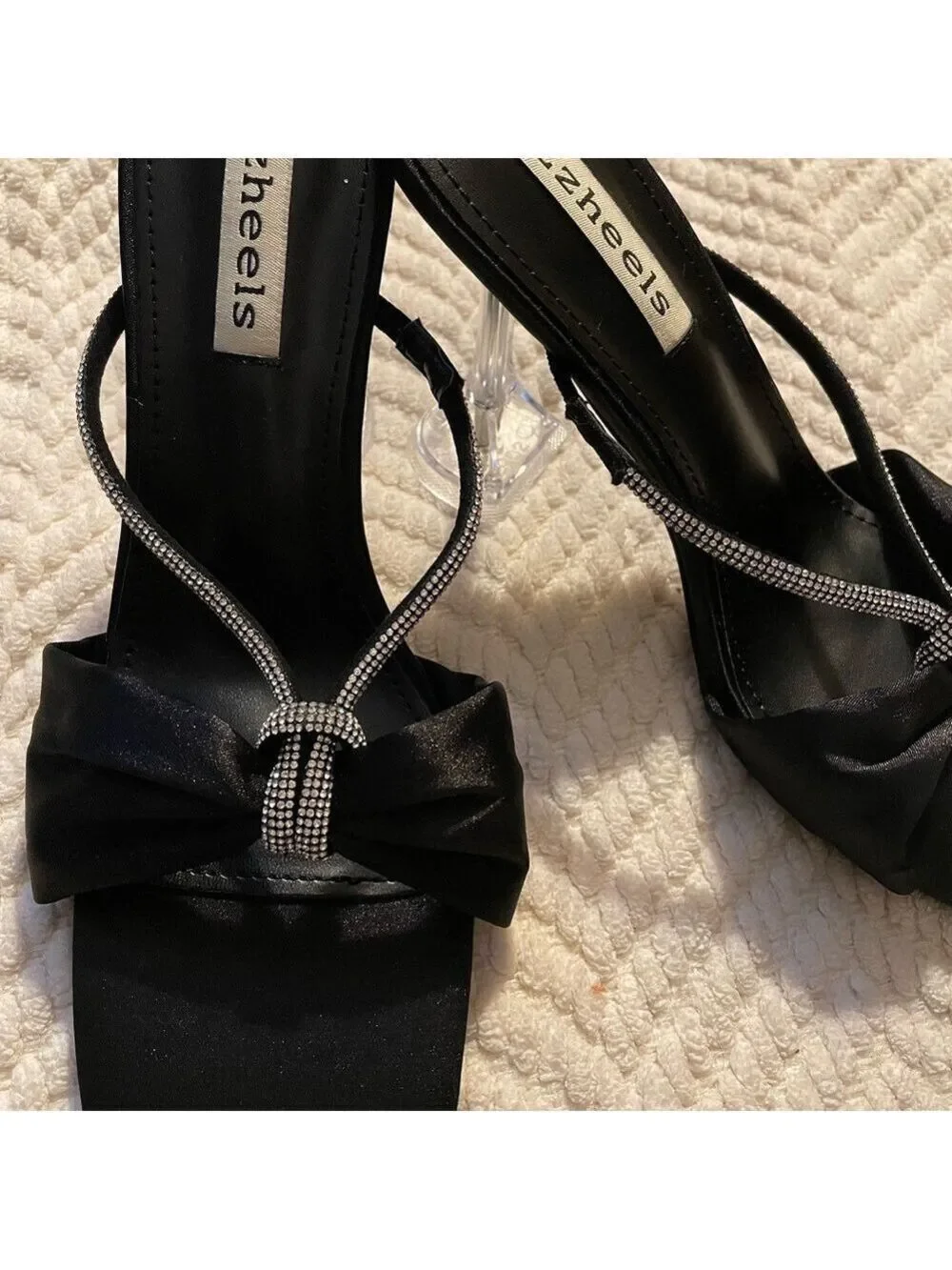 Zzheels rhinestone bow
